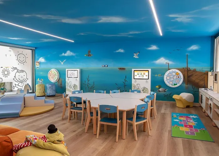 Apartahotel Serenissima 4*