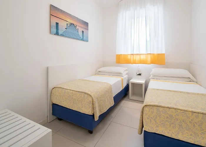 Serenissima Apartahotel 4*