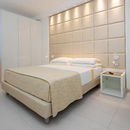 Serenissima 4* Μπιμπιόνε