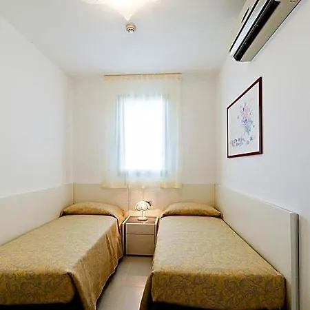 Serenissima Apartmanhotel Bibione