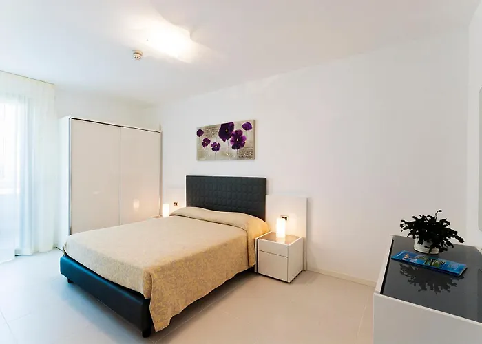 Serenissima Aparthotel 4*