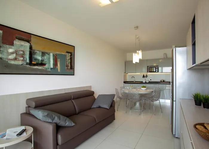 Serenissima Aparthotel