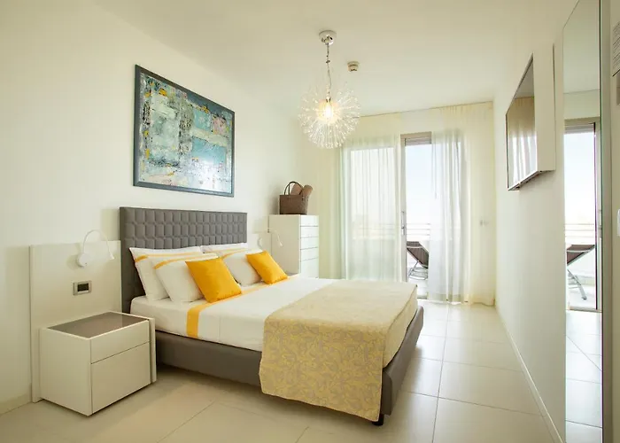 Serenissima Aparthotel